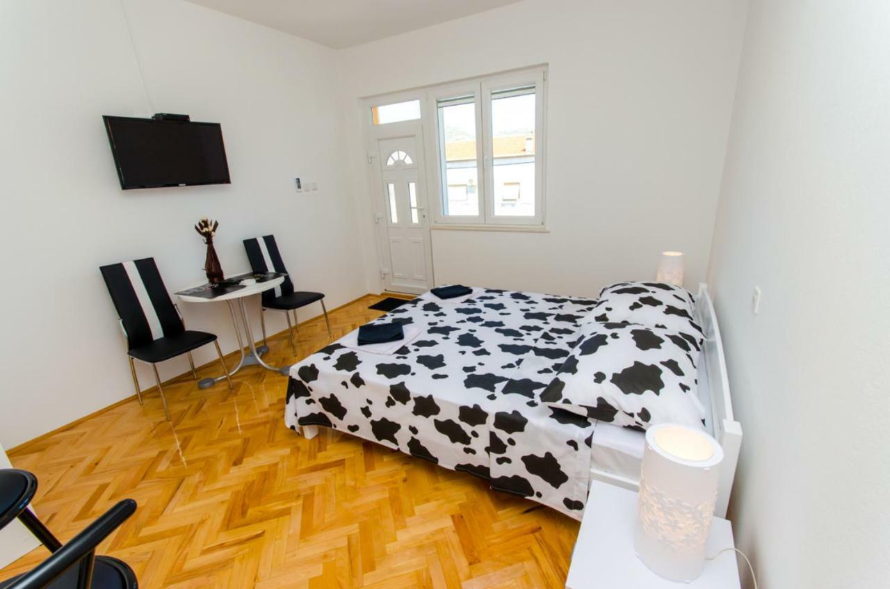 Apartments Ivana Trogir Eksteriør billede